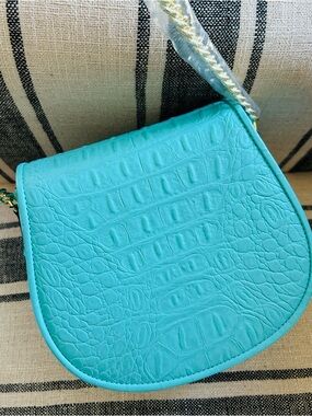Amerileather Alaina Turquoise Croc-Embossed Crossbody